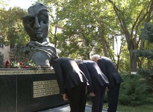 Վարչապետը հարգանքի տուրք է մատուցել հոկտեմբերի 27-ի ոճրագործության զոհերի հիշատակին