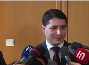 Брифинг Аргишти Кярамяна