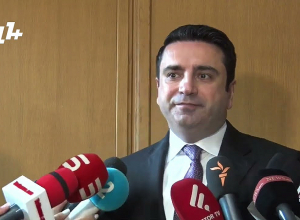 Мы движемся к положительному результату с Баку очень маленькими шагами: Ален Симонян