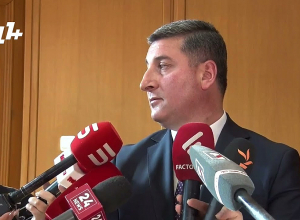 Брифинг Гнела Саносяна