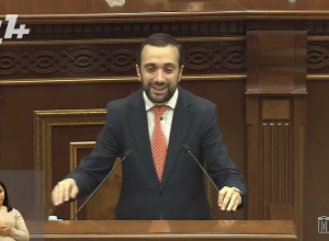 Нам нужно постановление, которое лишит правительство возможности вводить чрезвычайное положение и удерживать свою победу фальсификациями