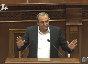 Ձեզ սթափության կոչ եմ անում. Արծվիկ Մինասյանը՝ իշխանություններին