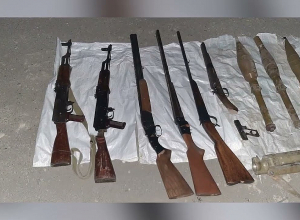 Обнаружено большое количество оружия и боеприпасов