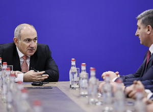 Благодарю господина Саносяна за долгую и плодотворную совместную работу: представлен новый министр