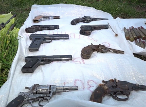 Երևանի քրեական ոստիկանները հայտնաբերել են մեծ քանակի զենք զինամթերք