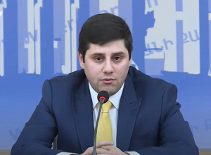 Пресс-конференция: реакция мэрии на забастовку водителей общественного транспорта: ПРЯМОЙ ЭФИР