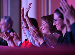 Աննա Հակոբյանը «Կողք կողքի» ներառական երաժշտական փառատոնի գալա համերգին