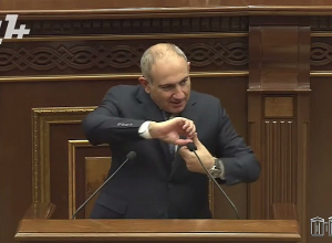 Граждане никого не обвиняют, граждане обвиняют меня: Пашинян