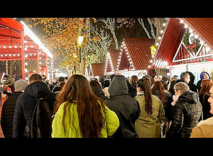 Глинтвейн, кофе, угощения и рождественская ярмарка