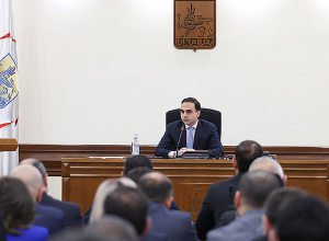 225 վարորդի հաստիք դեռ թափուր է. Ավինյանը հանձնարարեց զբաղվել հարցով