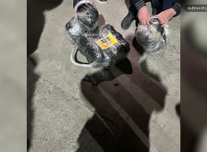 СНБ РА выявила еще один случай перевозки 10 кг наркотиков на территорию РА