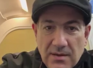 Пашинян с супругой отбыл в Давос