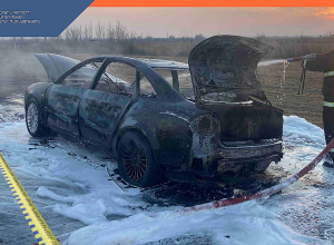 Մրգաշատ գյուղի սկզբնամասում այրվել է ավտոմեքենա․ կան տուժածներ