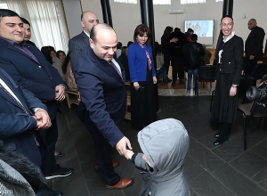 «Գավառի մանկատան» սաները նախարար Նարեկ Մկրտչյանի հետ այցելել են կենտրոն