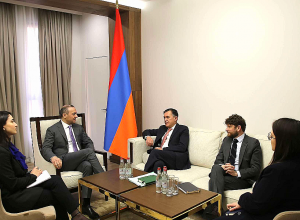 Армен Григорян принял Брайса Рокфо