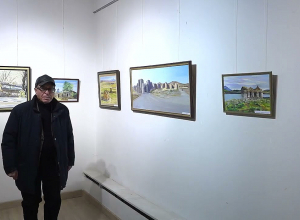 Выставка картин ветеранов полиции