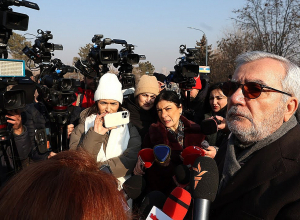 Проблема в том, что процесс демаркации границы с Азербайджаном не был остановлен: Андраник Кочарян