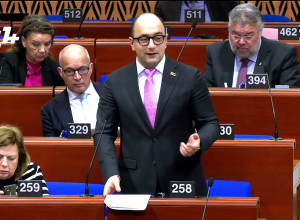 Народ Нагорного Карабаха верил... Айк Мамиджанян