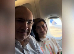 Փաշինյանը կնոջ հետ է մեկնել Վաշինգտոն. այսօր Աննա Հակոբյանի ծննդյան օրն է