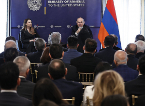 Փաշինյանը հանդիպում է ունեցել ԱՄՆ հայ համայնքի ներկայացուցիչների հետ