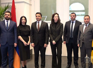 Ален Симонян встретился со спикером парламента Фландрии