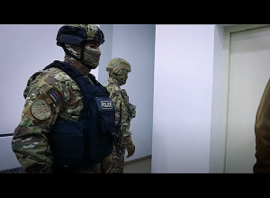 Քրեական ոստիկանության ծառայողները կասեցրել են անօրինական զանգերի կենտրոնի հանցավոր գործունեությունը