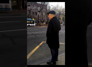 Ավտոբուսով եկա աշխատանքի. Փաշինյանի տեսանյութը