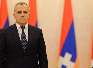 Սամվել Շահրամանյանը պահանջում է Ալեն Սիմոնյանից՝ հրապարակային ներողություն խնդրել Արցախի տեղահանված ժողովրդից