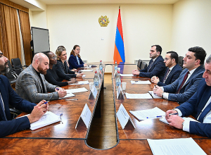 ՀՀ ԲՏԱ նախարար Մխիթար Հայրապետյանն ընդունել է Համաշխարհային բանկի ներկայացուցիչներին