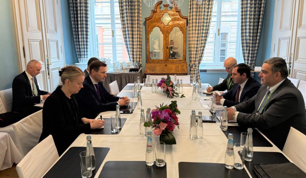 photo_2025-02-15_14-03-31