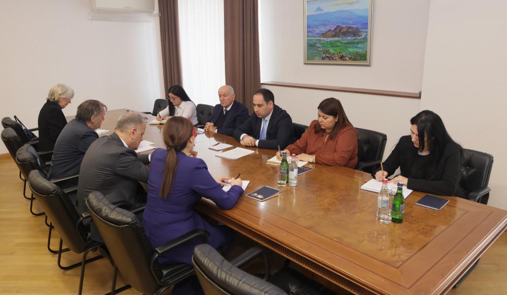 480552438_956624059987912_1831301982648461010_n