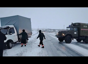 Փրկարարներն ուղղել են կողաշրջված ավտոմեքենան