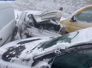 Երևան-Գյումրի ավտոճանապարհին բախվել է մոտ 20 տրանսպորտային միջոց․ Փրկարար ծառայության մանրամասները