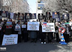 Բաքվում պահվող հայ գերիների վերադարձի պահանջով ակցիա ՄԱԿ գրասենյակի մոտ