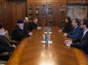 Католикос всех армян принял посла Италии