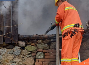 Արճիս գյուղում այրվել է տուն