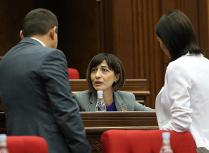 Ազգային ժողովում նիստ է․ ՈՒՂԻՂ