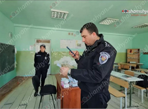 Ջրվեժ գյուղի միջնակարգ դպրոցի 13-ամյա աշակերտը 3-րդ հարկ դասաաններից մեկի պատուհանից ընկել է