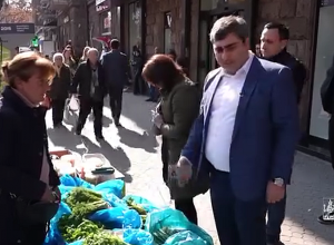 Զերծ մնալ ապրանքը բացօթյա պայմաններում իրացնելուց․ Քաղաքապետարանի հորդորը