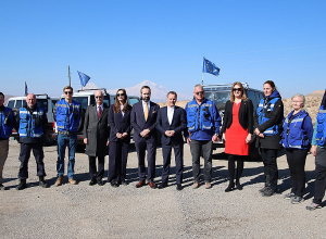 Министр иностранных дел Нидерландов посетил пограничную зону Армении с Азербайджаном