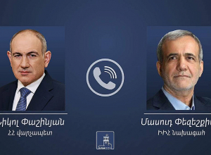 Փաշինյանը հեռախոսազրույց է ունեցել Իրանի նախագահ Փեզեշքիանի հետ