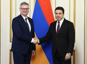 Ալեն Սիմոնյանն ընդունել է Չեխիայի Հանրապետության խորհրդարանի Պատգամավորների պալատի ԵՄ գործերի հանձնաժողովի նախագահին