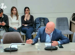 Փուչիկ է, մինիմալ գիտելիքների չեք տիրապետում․ բանավեճ՝ Աղազարյանի և Պապոյանի միջև