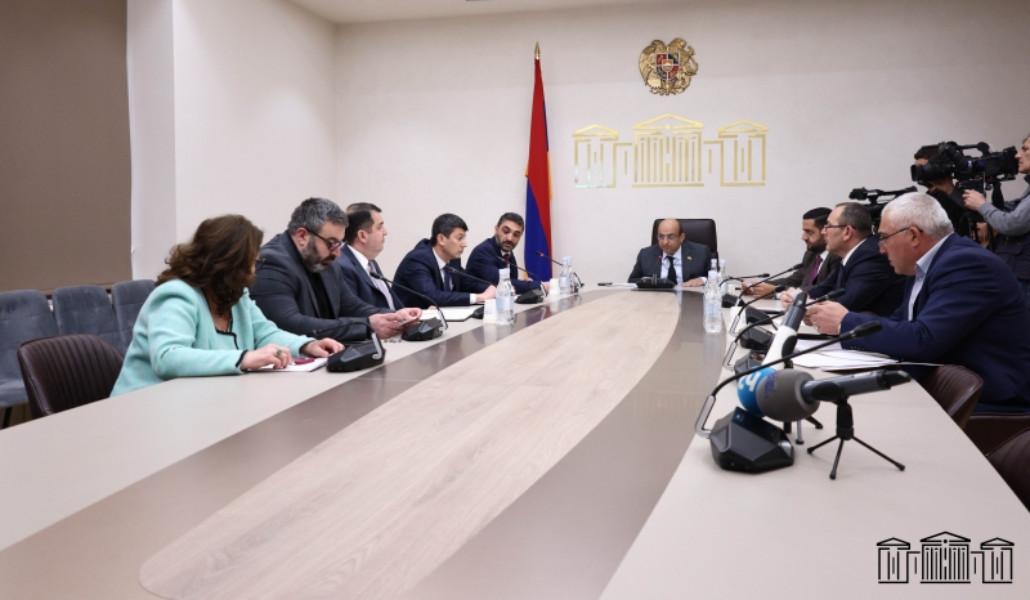 484995266_977002031287833_4013100635520278432_n