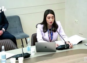 Տիգրան Ուլուբաբյանն ասում է՝ 8 հոգով ինտենսիվ ծեծել են իրեն, իսկ փորձագետը չի ֆիքսել, որ կա վնասվածք