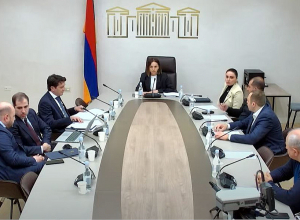 ՀՀ ԱԺ ֆինանսավարկային եւ բյուջետային հարցերի մշտական հանձնաժողովի արտահերթ նիստը․ ՈՒՂԻՂ