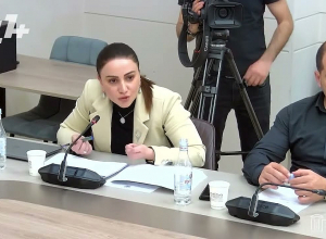 Մարդը չի նույնականացվում, sms չի ստանում, եւ տարրական պաշտպանվածություն դրված չէ այդ վարկերի համար