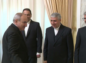 Փաշինյանը խնդրել է իր ջերմ ողջույնները փոխանցել Իսլամական հեղափոխության գերագույն առաջնորդին