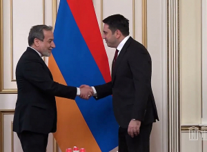 Ալեն Սիմոնյանը հանդիպել է Իրանի Իսլամական Հանրապետության ԱԳ նախարարի հետ