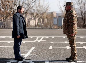 Սուրեն Պապիկյանը հետևել է բարձրագույն և ավագ սպայակազմերի հերթական ենթախմբի ատեստավորման գործընթացին